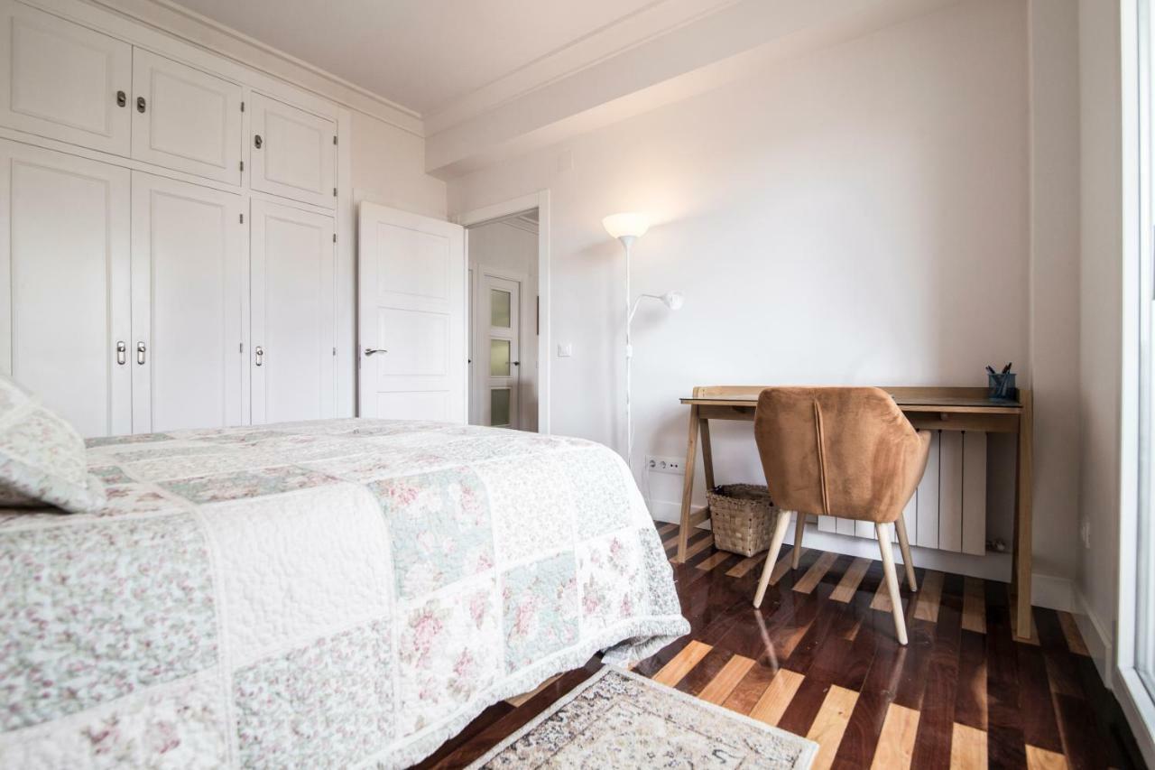 Elegant Retreat Business District Bernabeu Apartment Madrid Luaran gambar