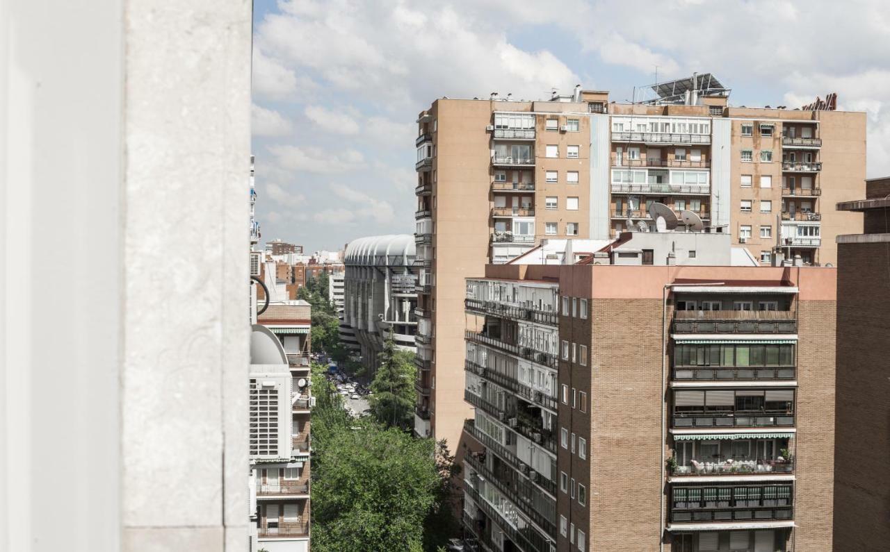 Elegant Retreat Business District Bernabeu Apartment Madrid Luaran gambar
