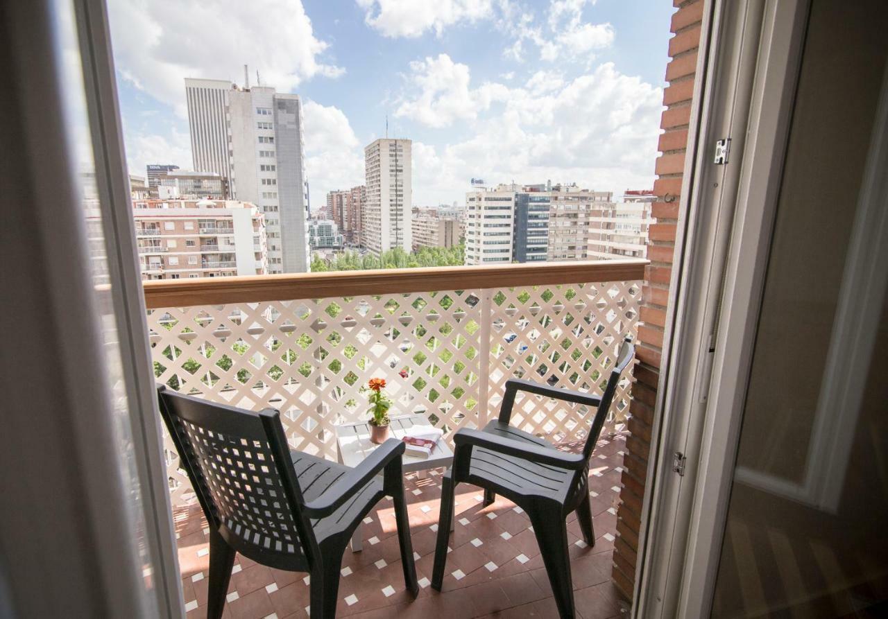 Elegant Retreat Business District Bernabeu Apartment Madrid Luaran gambar